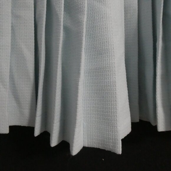 Textured Light Blue Lined Pleated Skirt | size 36 | Button and Zip Side Closure - Picture 7 of 15